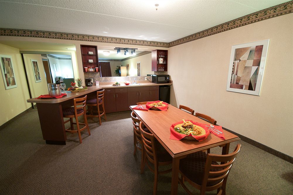 Canad Inns Destination Centre Club Regent Casino Hotel Winnipeg Buitenkant foto